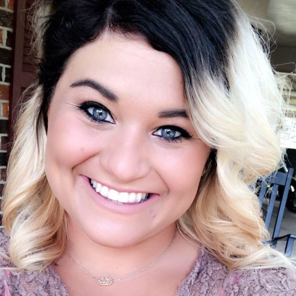 Meet your Posher, Lacey